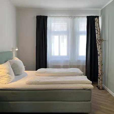 Discovair - Zentral & Modern, Inklusive Parkplatz, Grosse Terrasse, 3 Schlafzimmer & Netflix & Mehr *