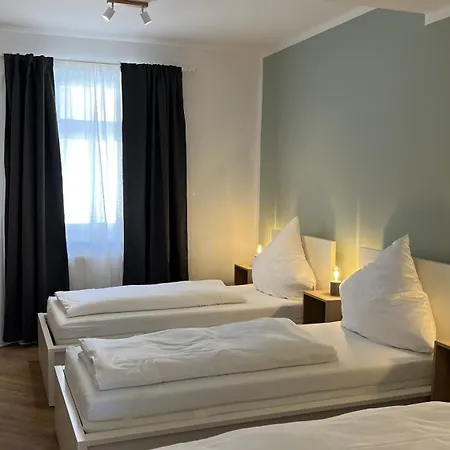 Discovair - Zentral & Modern, Inklusive Parkplatz, Grosse Terrasse, 3 Schlafzimmer & Netflix & Mehr Appartement